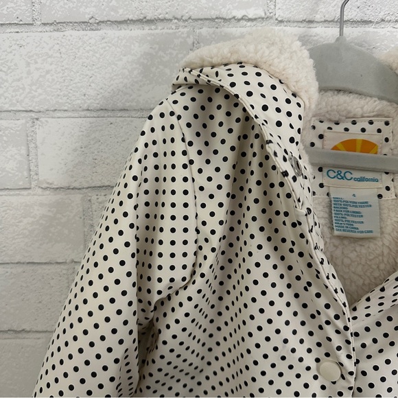 C&C CALIFORNIA Polkadot Sherpa Lined Raincoat - Picture 6 of 8